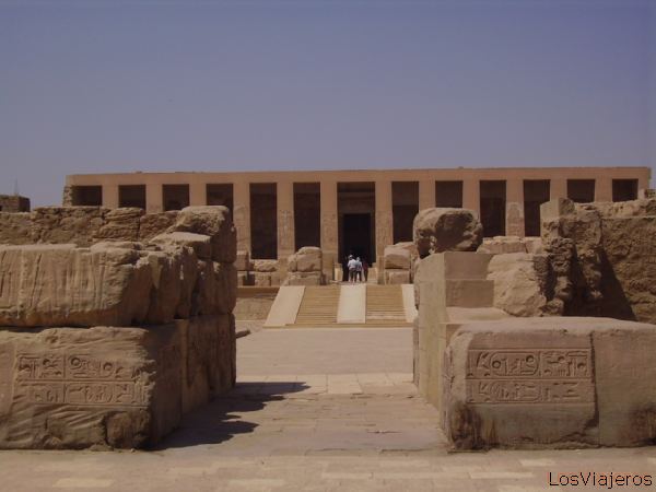Abydos -The Temple of Seti dedicated to the god Osiris- Egypt
Templo de Seti I dedicada al dios Osiris -Abydos- Egipto