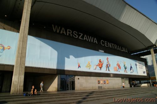 Estacion de Tren Warszawa Centralna -Varsovia- Polonia