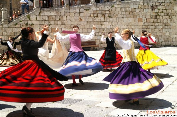 Burgos: bailes y trajes regionales