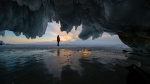 Cueva en Cape Uzuri