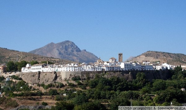 PRIEGO DE CORDOBA. BALCÓN DEL ADARVE CON TIÑOSA AL FONDO