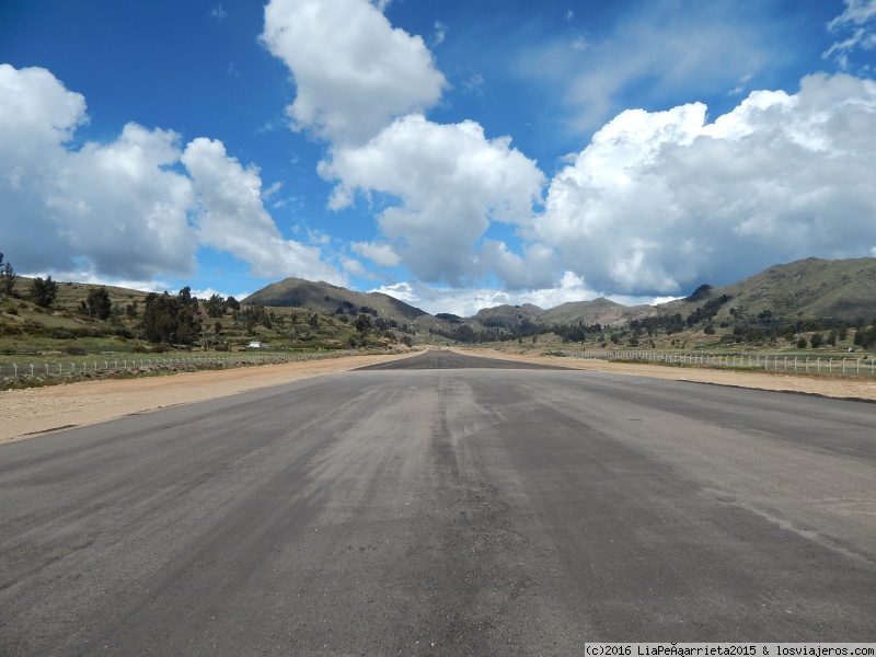 Aeropuerto Tito Yupanqui