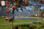 Playa en el fiordo de Aurland