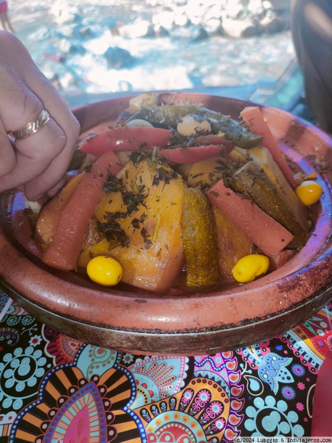 Tajin de verduras en Marruecos