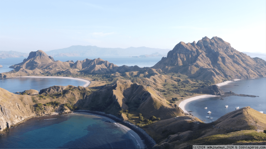 Isla Padar en el parque nacional de Komodo