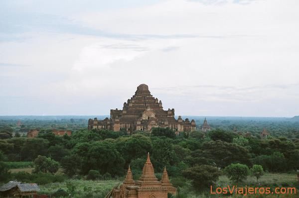 Templo Dhammayangyi-Bagan-Myanmar