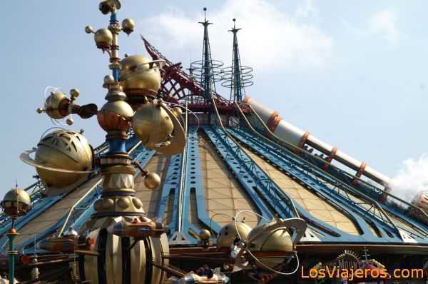 Space Mountain Mission 2 - Disneyland - France
Space Mountain Mission 2 -Discoveryland- Disneyland - Francia